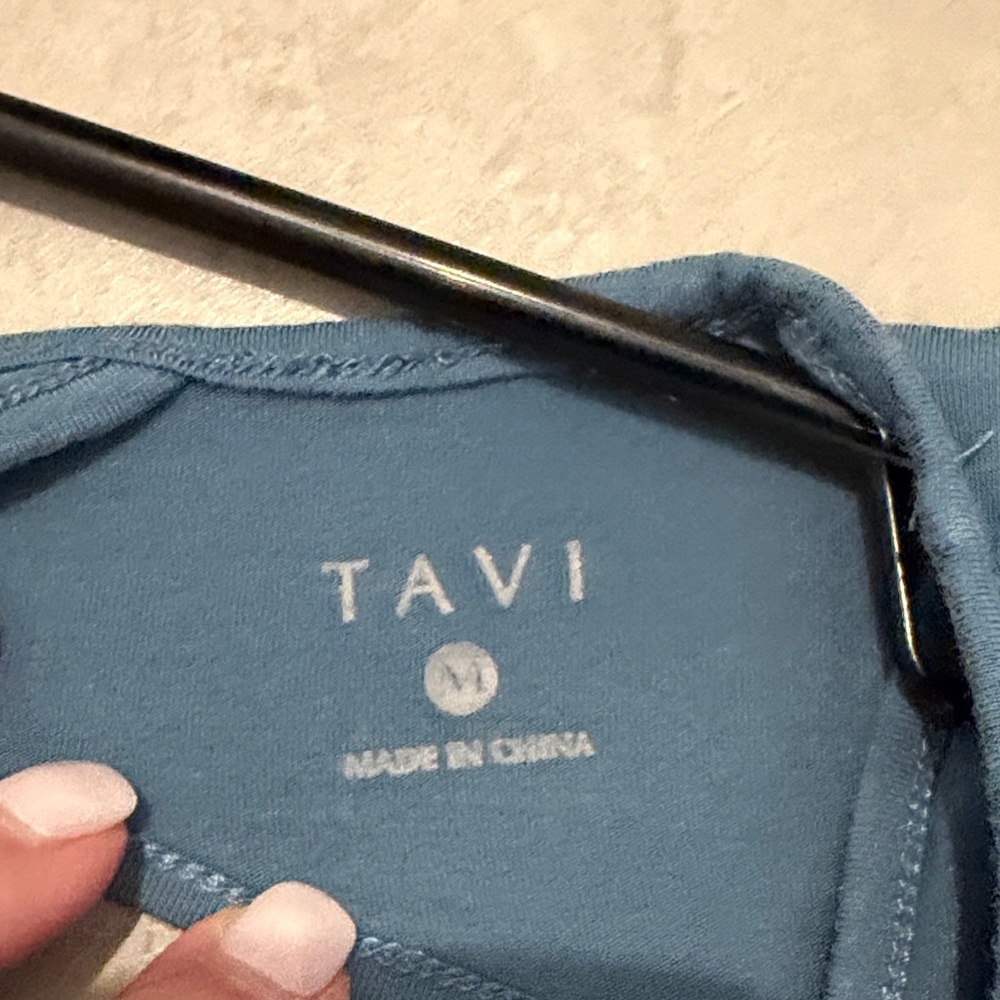 Tavi Noir Tank Top - Medium - Picture 3 of 5